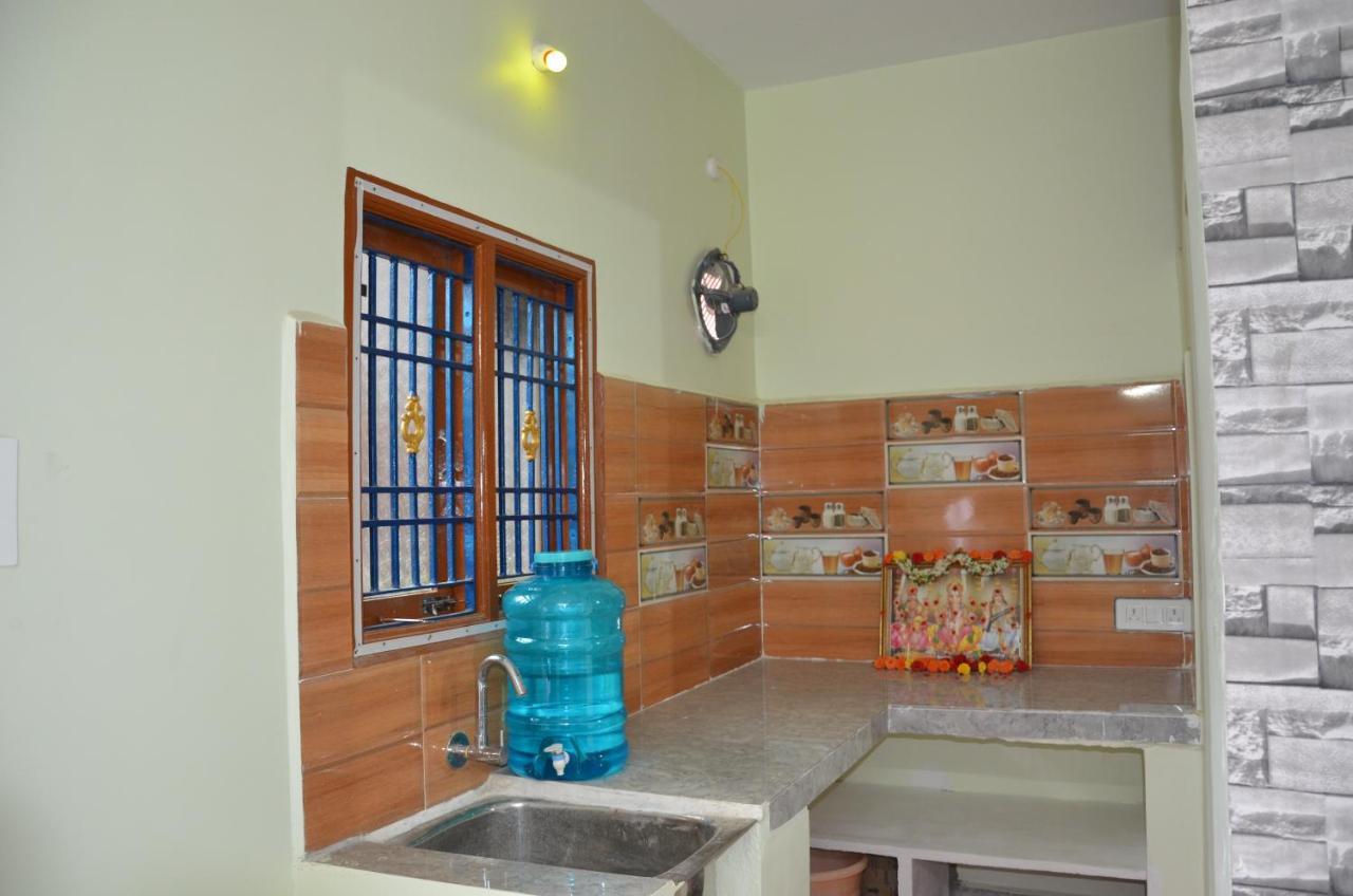 Manohars New Home Tirupati Exterior photo